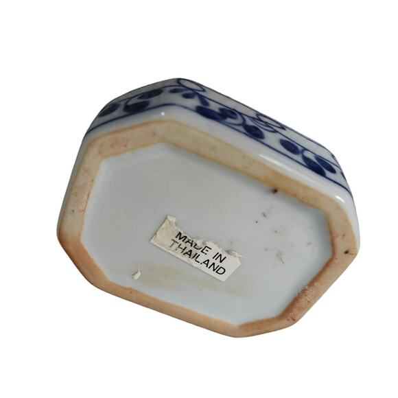 Hand Painted Thailand Vintage Trinket Dish Ceramic Blue White Rectangle - Picture 5 of 9
